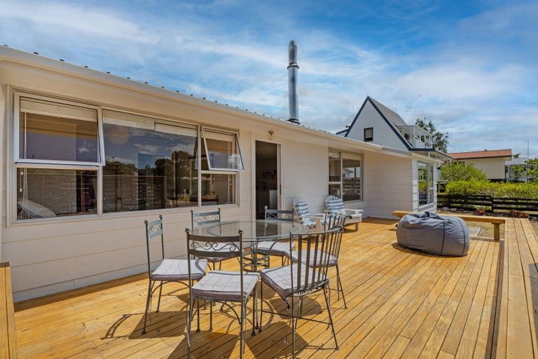 Photo of property in 208 Vista Paku, Pauanui, Hikuai, 3579