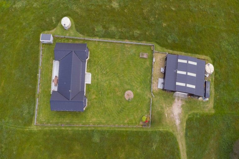 Photo of property in 736 Tukairangi Road, Kinloch, Taupo, 3385