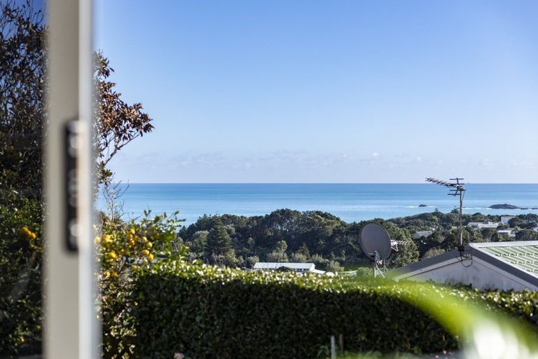 Photo of property in 19 Darwin Crescent, Spotswood, New Plymouth, 4310