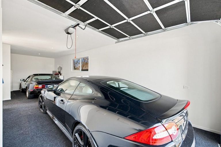 Photo of property in 3/130 Office Road, Merivale, Christchurch, 8014