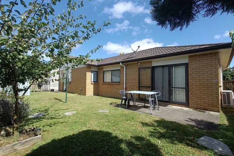 Photo of property in 70a Kayes Road, Pukekohe, 2120
