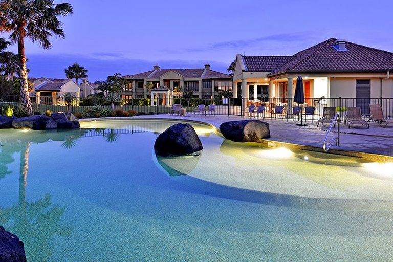 Photo of property in Point Ridge, 25/130 Gills Road, Albany Heights, Auckland, 0632