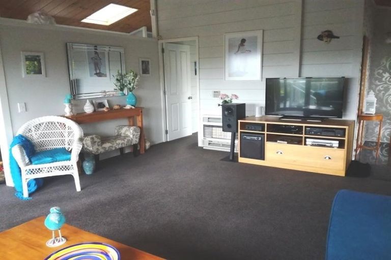 Photo of property in 112 Manly Street, Paraparaumu Beach, Paraparaumu, 5032