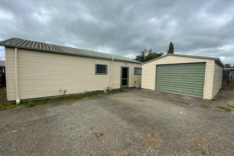 Photo of property in 273 Swanson Road, Henderson, Auckland, 0610