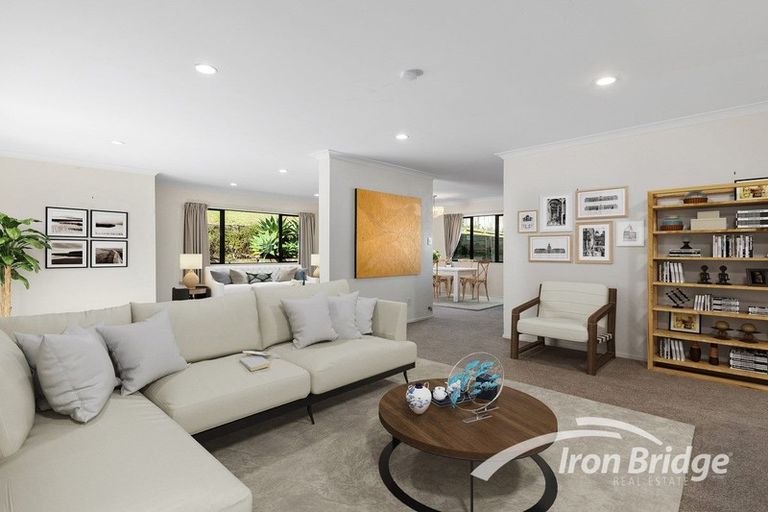 Photo of property in 21 Manu Place, Pinehill, Auckland, 0632