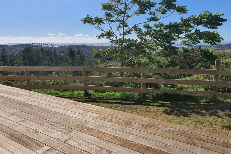 Photo of property in 185 West Road, Kaukapakapa, 0873