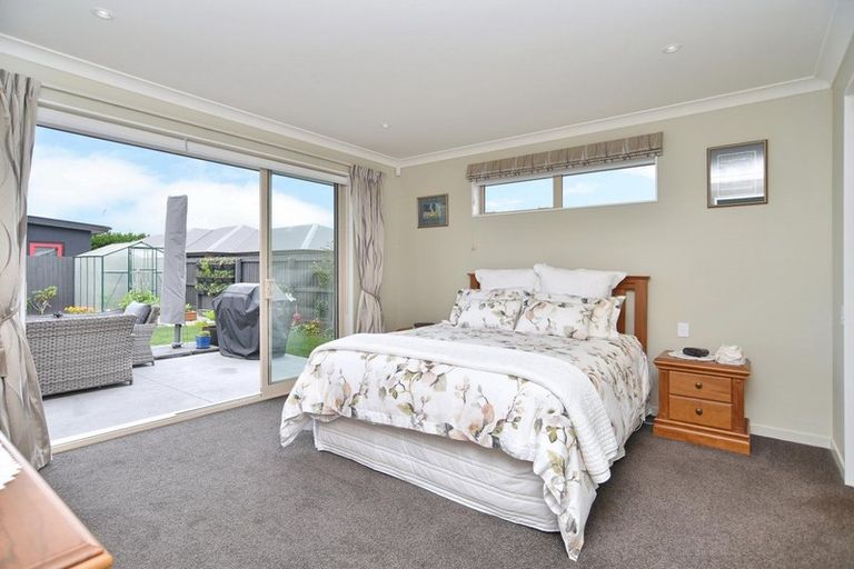 Photo of property in 12 Hamlett Drive, Woodend, 7610