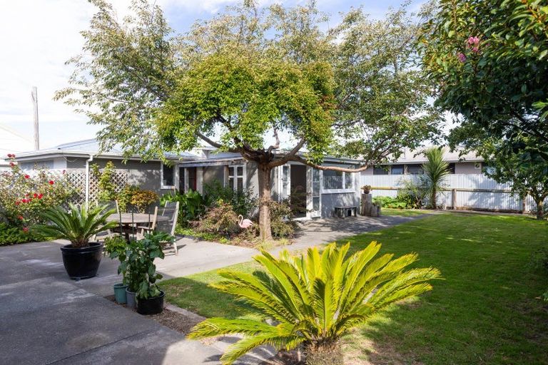 Photo of property in 263 Kennedy Road, Onekawa, Napier, 4110