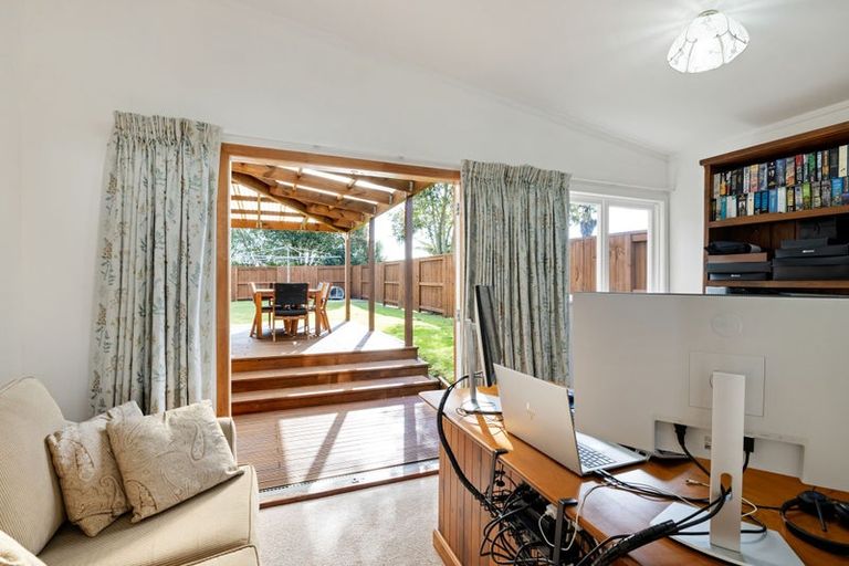 Photo of property in 216 Raeburne Street, Te Awamutu, 3800