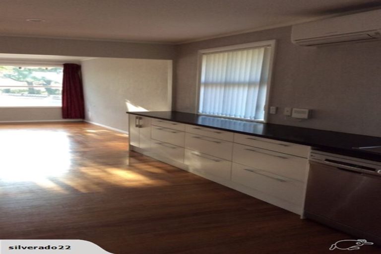 Photo of property in 10 Barrie Crescent, Silverdale, Hamilton, 3216