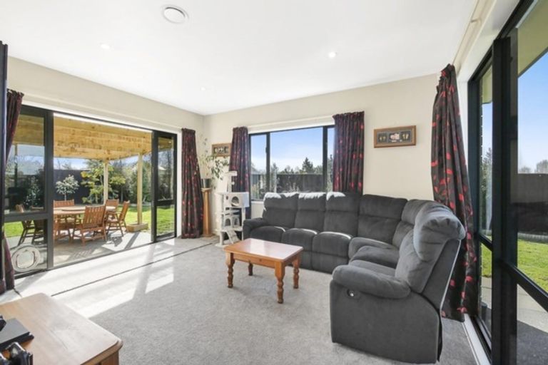 Photo of property in 13 Greenan Place, Doyleston, 7683