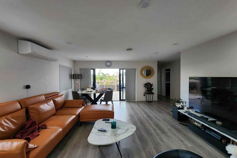 Photo of property in 6 Kohuora Lane, Papatoetoe, Auckland, 2025