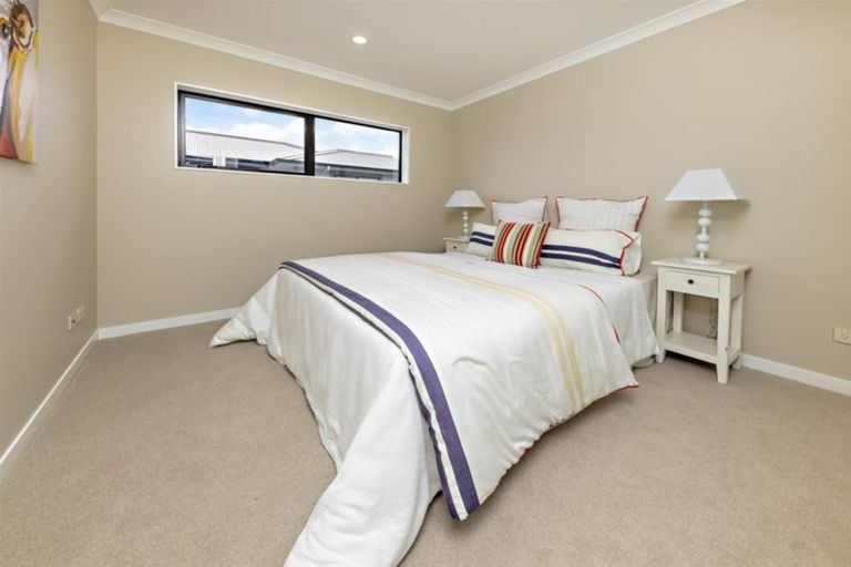 Photo of property in 37 Papareia Road, Karaka, Papakura, 2113