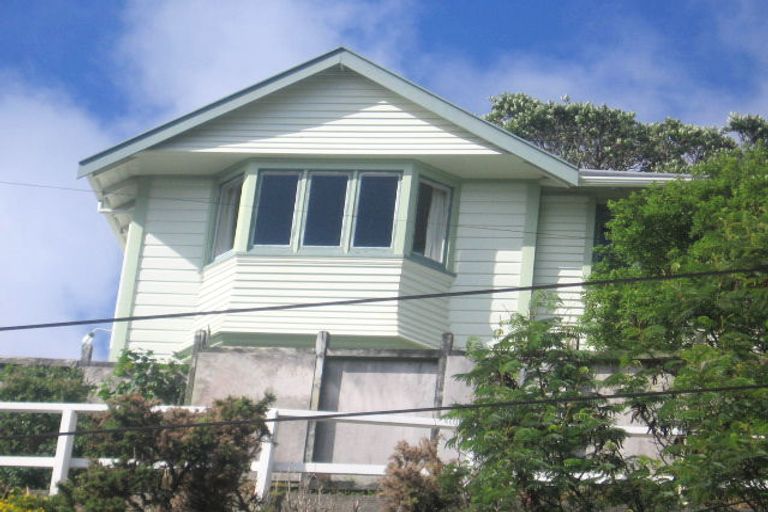 Photo of property in 12 Brooklyn Terrace, Brooklyn, Wellington, 6021