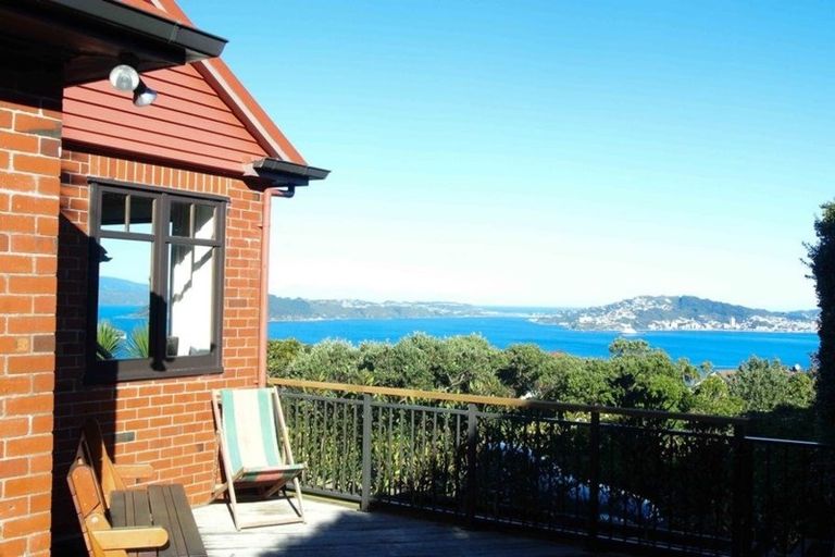 Photo of property in 104 Homebush Road, Khandallah, Wellington, 6035