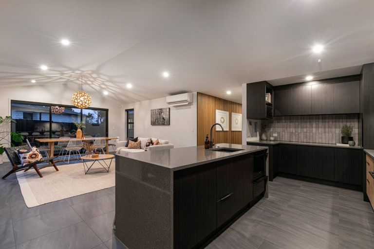 Photo of property in 4a Roland Road, Greenhithe, Auckland, 0632