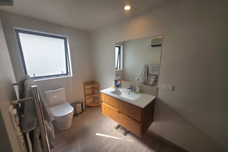 Photo of property in 2/17 Matai Street East, Riccarton, Christchurch, 8011
