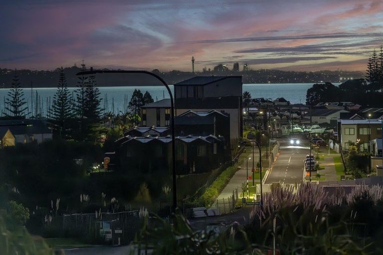 Photo of property in 150 Ninth View Avenue, Beachlands, Auckland, 2018