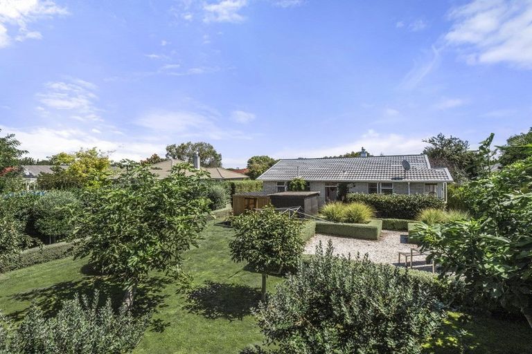 Photo of property in 21 Tasman Street, Havelock North, 4130