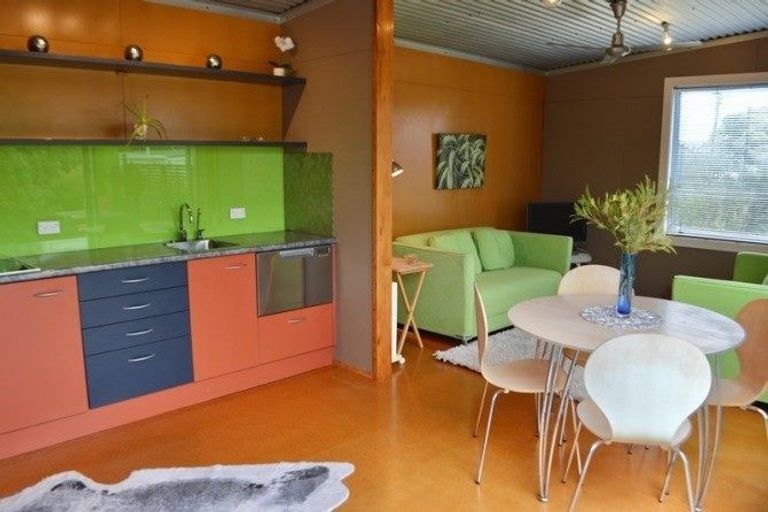 Photo of property in 22 Babbacombe Avenue, Otaki Beach, Otaki, 5512