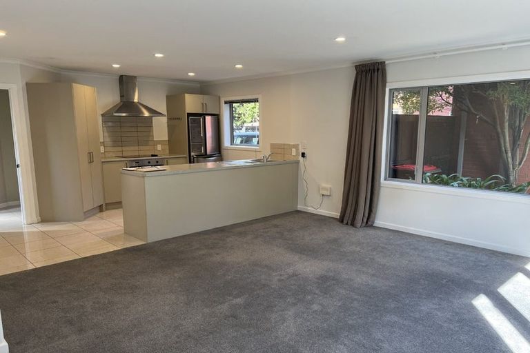 Photo of property in 15b Grove Road, Addington, Christchurch, 8024