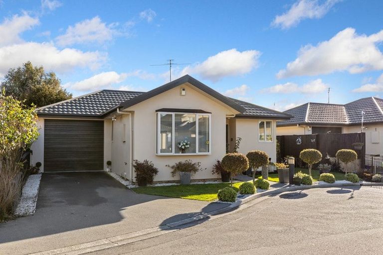Photo of property in 38k English Street, Sockburn, Christchurch, 8042