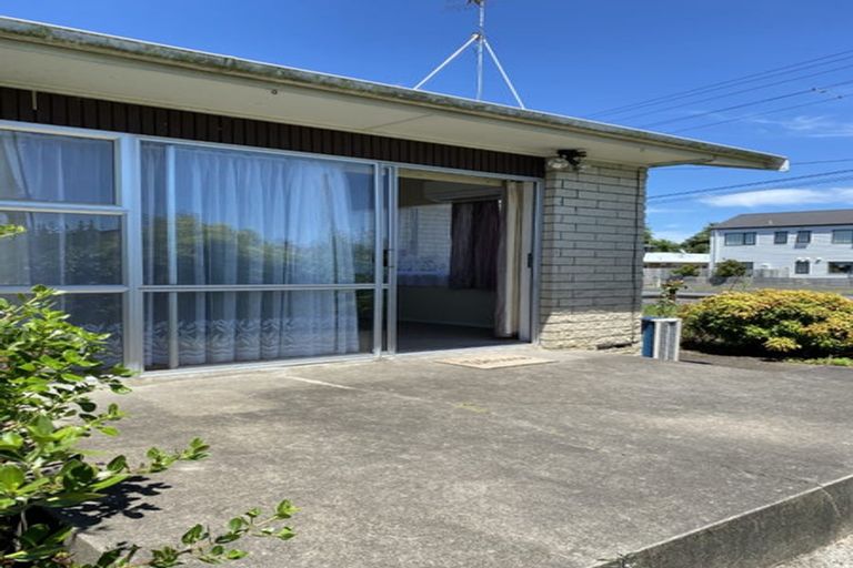 Photo of property in 142 Old Farm Road, Hamilton East, Hamilton, 3216