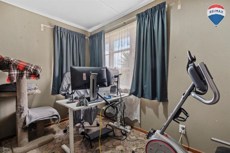 Photo of property in 89 Hewer Crescent, Naenae, Lower Hutt, 5011