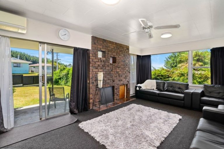 Photo of property in 70 Mallard Drive, Selwyn Heights, Rotorua, 3015