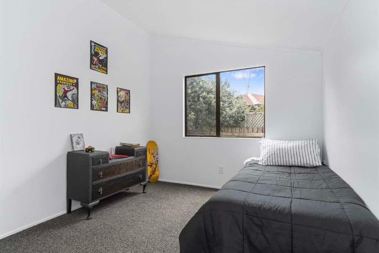 Photo of property in 27b Lyn Grove, Papamoa Beach, Papamoa, 3118