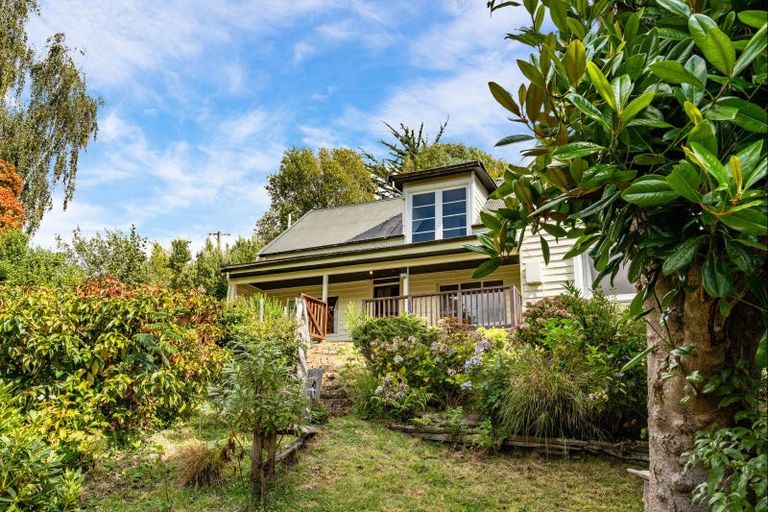 Photo of property in 8 Shadbolts Road, Pigeon Bay, Akaroa, 7583
