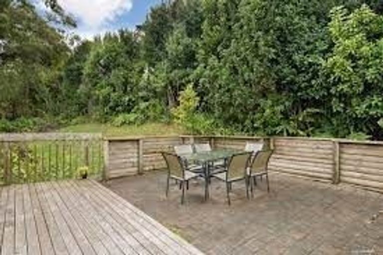 Photo of property in 17 Stredwick Drive, Torbay, Auckland, 0630