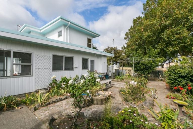 Photo of property in 3/201 Kennedy Road, Marewa, Napier, 4110
