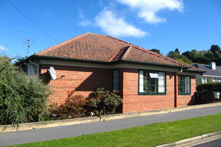 Photo of property in 30 Craighall Crescent, Wakari, Dunedin, 9010