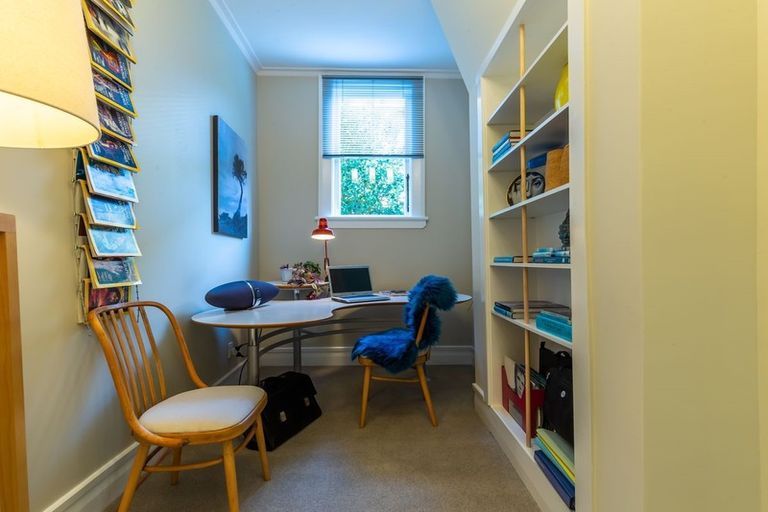 Photo of property in 114 Cliffs Road, Saint Clair, Dunedin, 9012