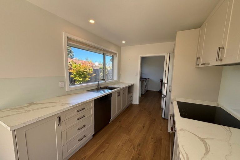 Photo of property in 102a Isleworth Road, Bishopdale, Christchurch, 8053