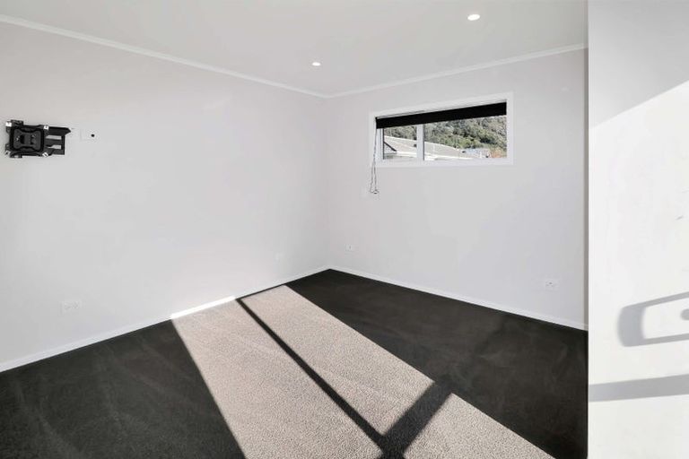 Photo of property in 50 Seddon Street, Naenae, Lower Hutt, 5011
