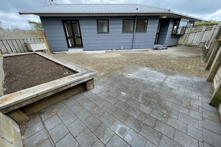 Photo of property in 7 Ross Grove, Paraparaumu, 5032