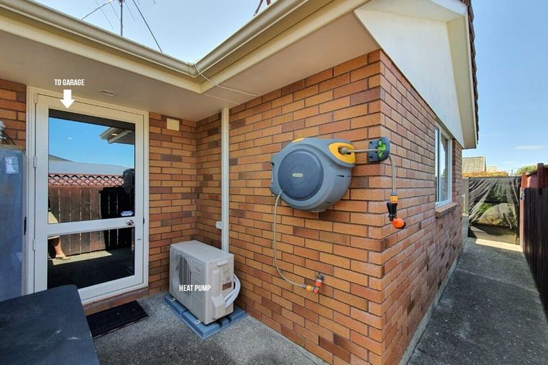 Photo of property in 3/262 Centreway Road, Orewa, 0931