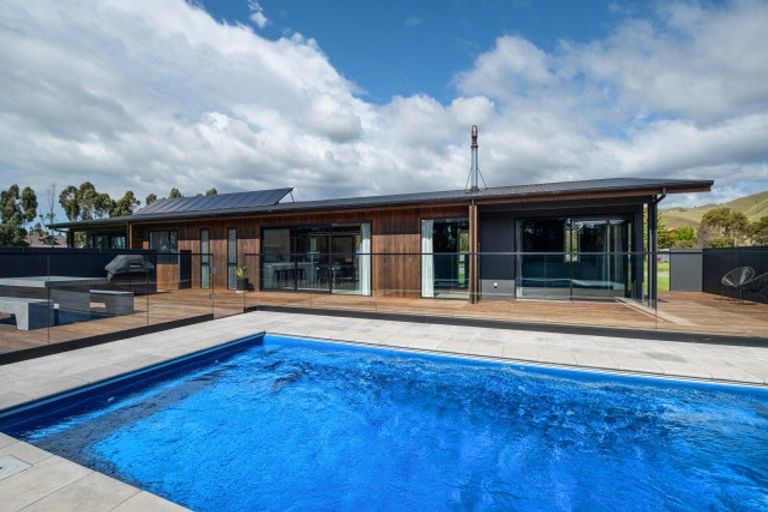 Photo of property in 34 Hardings Road, Riverlands, Blenheim, 7274