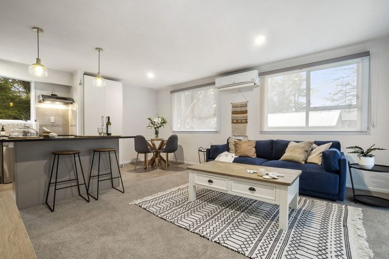 Photo of property in 23 Claverdon Drive, Massey, Auckland, 0614