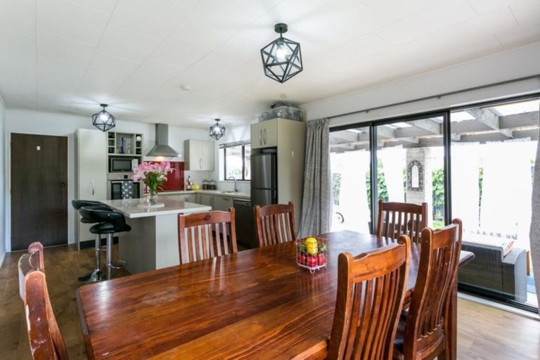 Photo of property in 1 Durham Drive, Havelock North, 4130