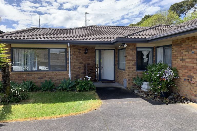 Photo of property in 27 Sample Road, Albany, Auckland, 0632