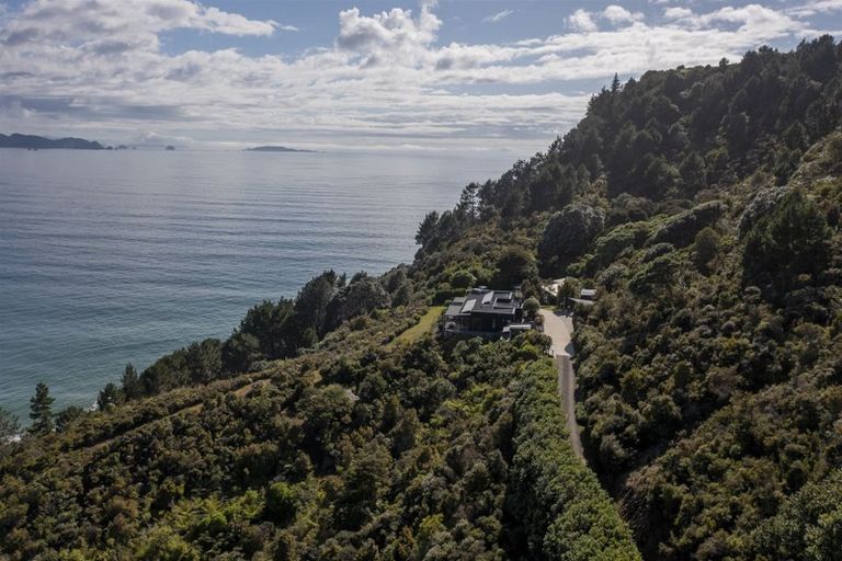 Photo of property in 398i Lees Road, Hahei, Whitianga, 3591