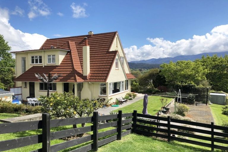 Photo of property in 23 School Road, Lower Moutere, Upper Moutere, 7175