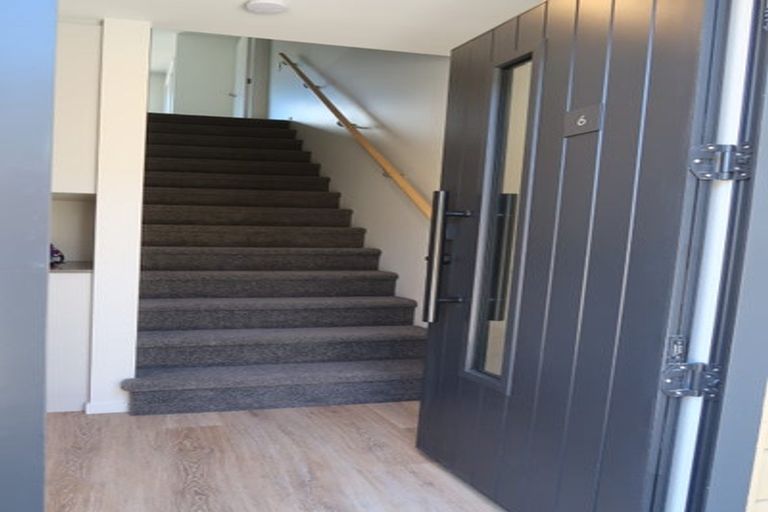 Photo of property in 6 Te Ara O Ralph Olsen, Wainuiomata, Lower Hutt, 5014