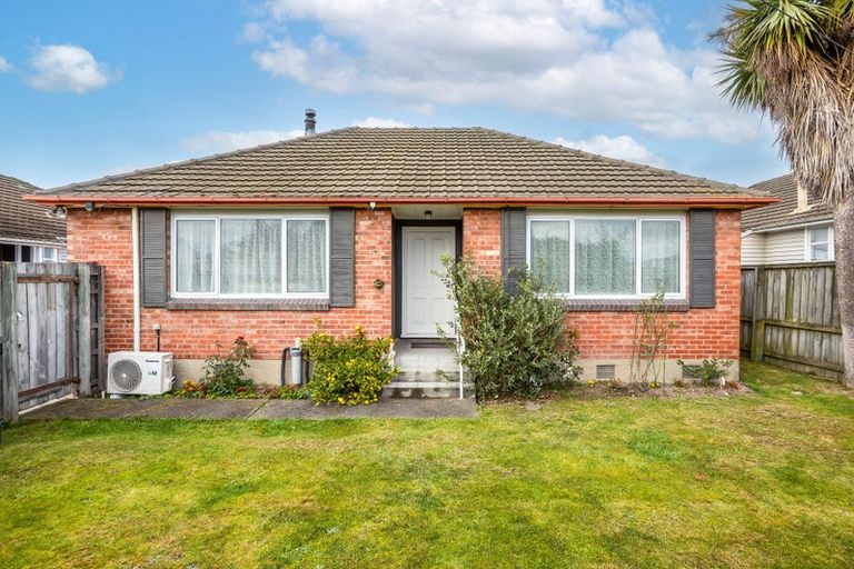 Photo of property in 25 Avro Crescent, Hornby, Christchurch, 8042