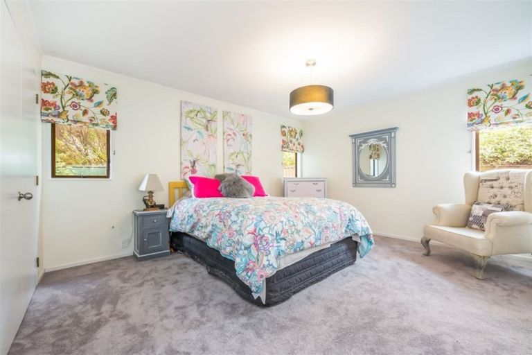 Photo of property in 18 Heath Grove, Waiwhetu, Lower Hutt, 5010