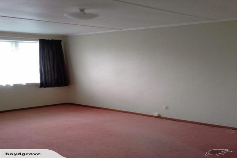 Photo of property in 5 Waldie Grove, Avalon, Lower Hutt, 5011