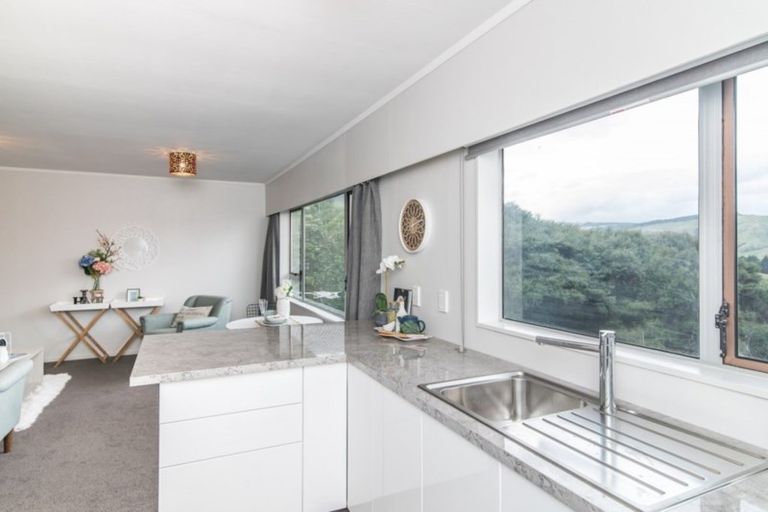 Photo of property in 24b The Track, Plimmerton, Porirua, 5026